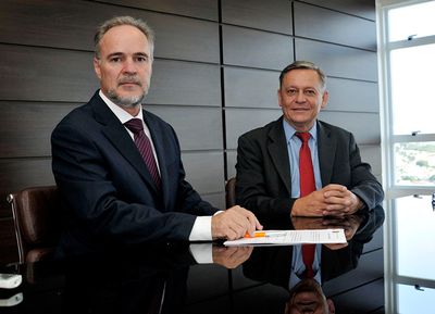 Foto do Eudis com o Prefeito